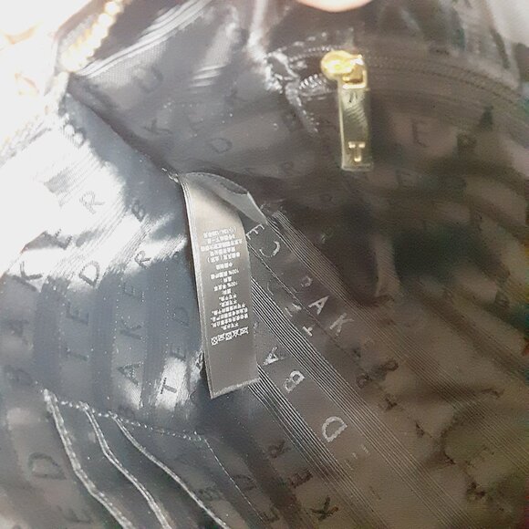 Ted Baker Large Clutch Wristlet Python Snake Leather Green Black Grey - Picture 13 of 13